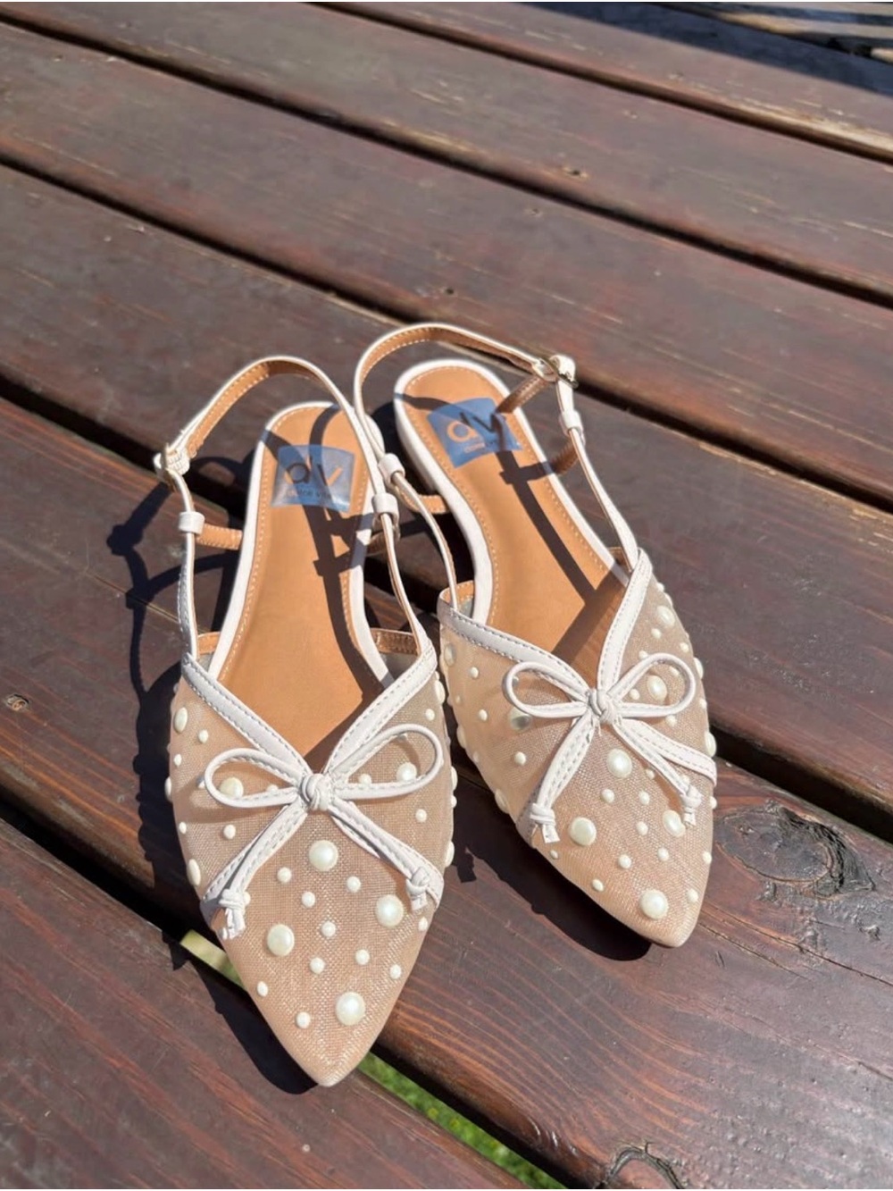 DV by Dolce Vita Beige Pearl-Studded Pointed Slingback Flats Sz 7
